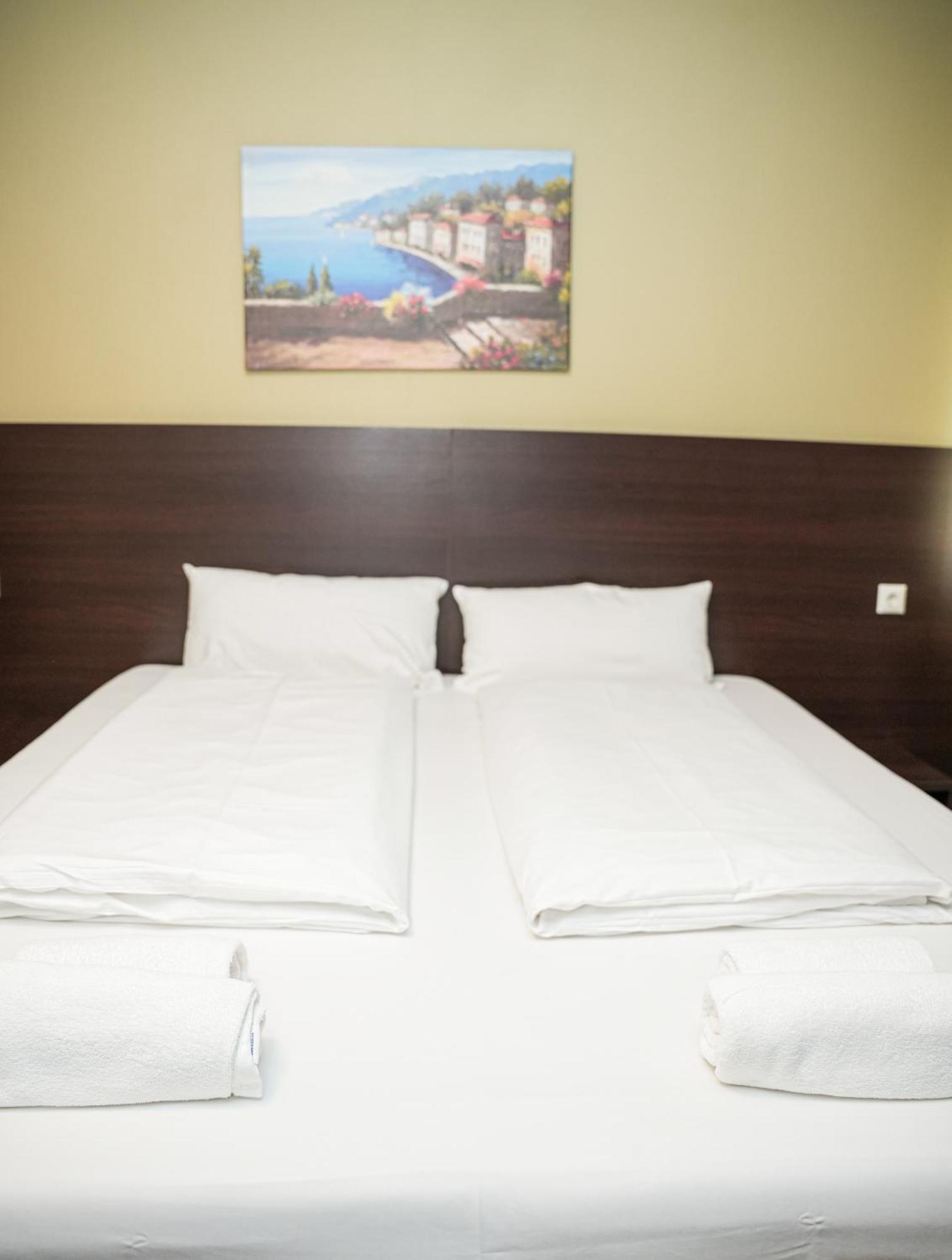 פרנקפורט Hotel City Star מראה חיצוני תמונה