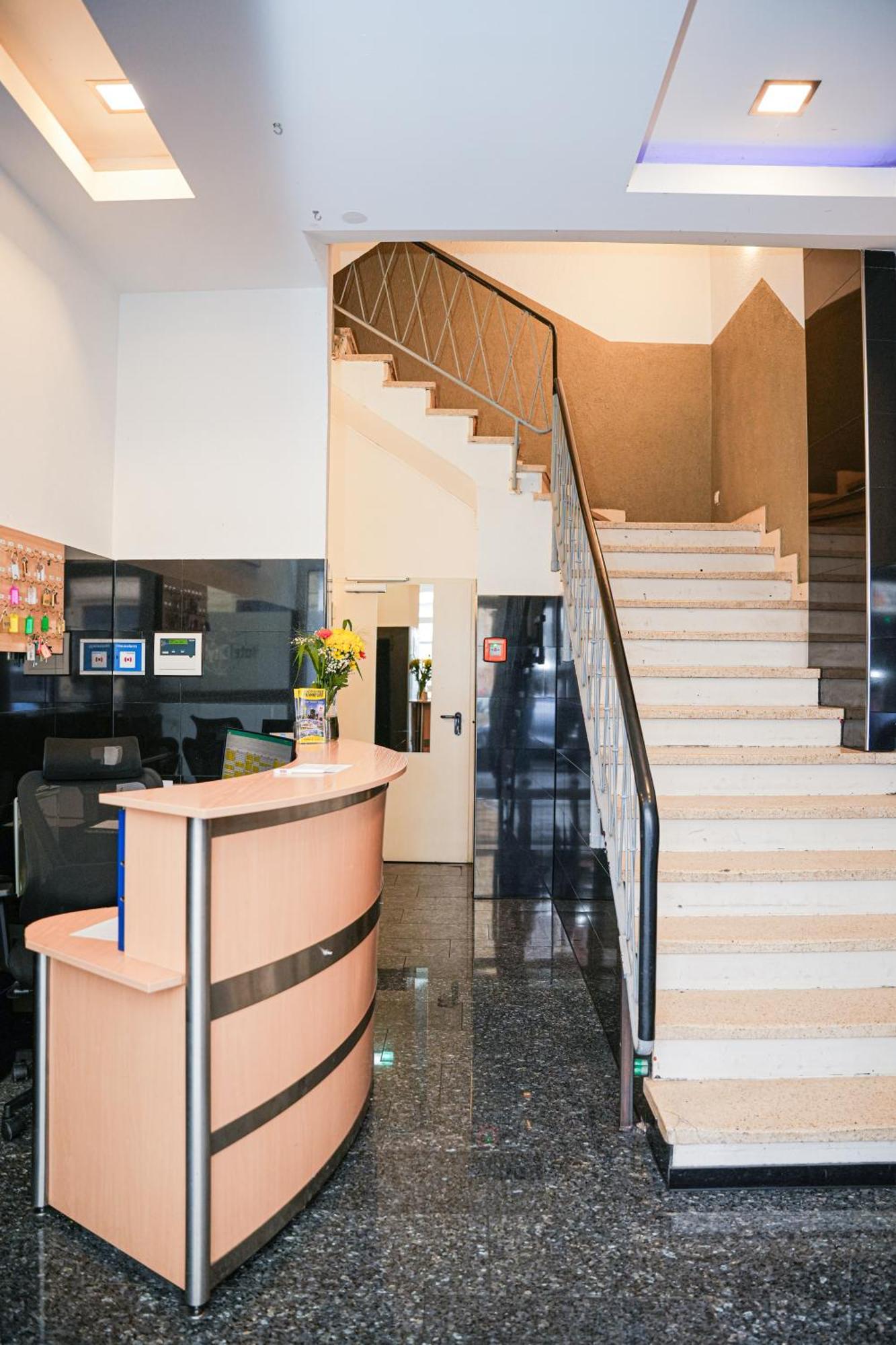 פרנקפורט Hotel City Star מראה חיצוני תמונה